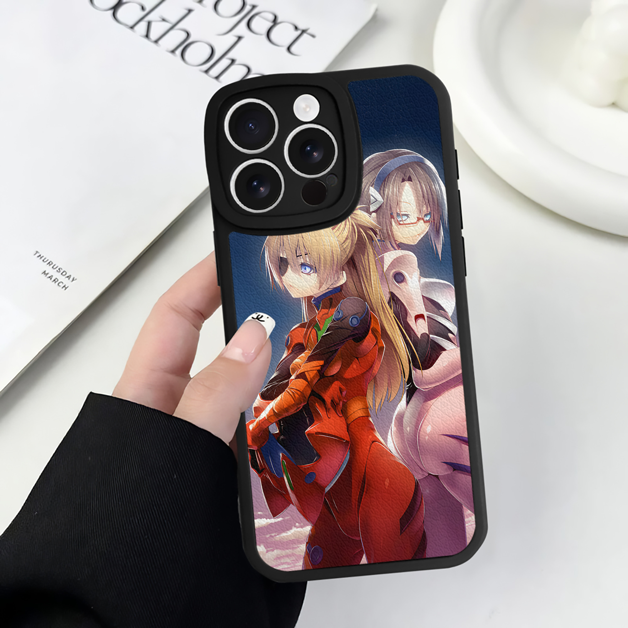 （画像用） EVA 新世紀エヴァンゲリオン 【iPhone 16シリーズ対応】シリコンスマホケース（レザー調） 材質：シリコン